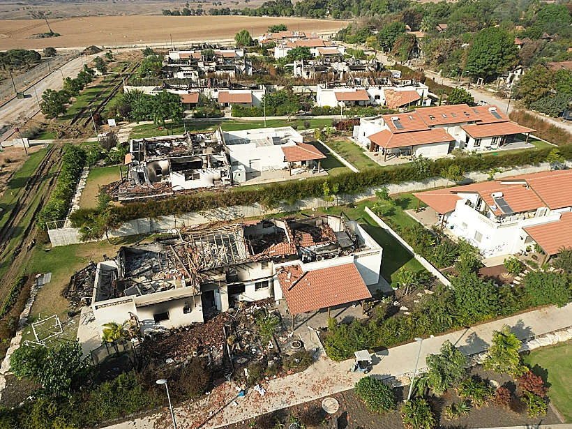 ההרס והחורבן אחרי הטבח בקיבוץ בארי