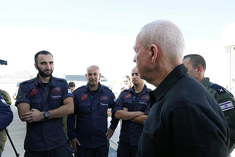 שר הביטחון יואב גלנט בביקור בטייסת האדיר