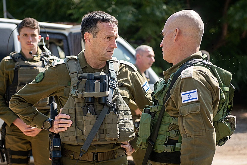 הרמטכ"ל הרצי הלוי בפיקוד הצפון עם האלוף אורי גורדין