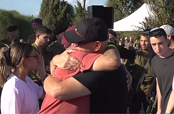 הלוויתו של אופיר ליבשטיין חרבות ברזל