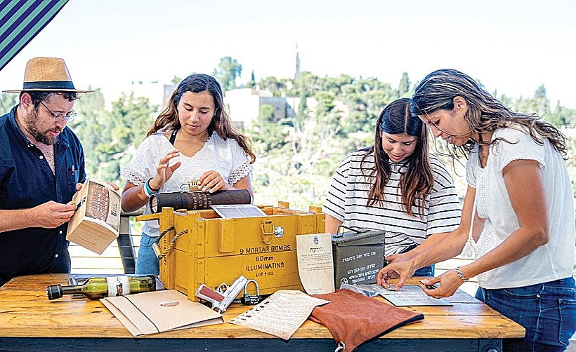 פעילות תיבות בריחה של המרכז למורשת בגין