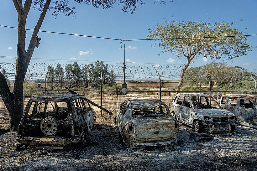 ההרס והחורבן אחרי הטבח בקיבוץ ניר עוז