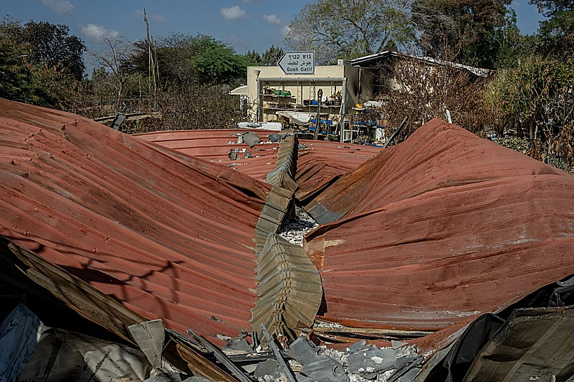 ההרס והחורבן אחרי הטבח בקיבוץ ניר עוז