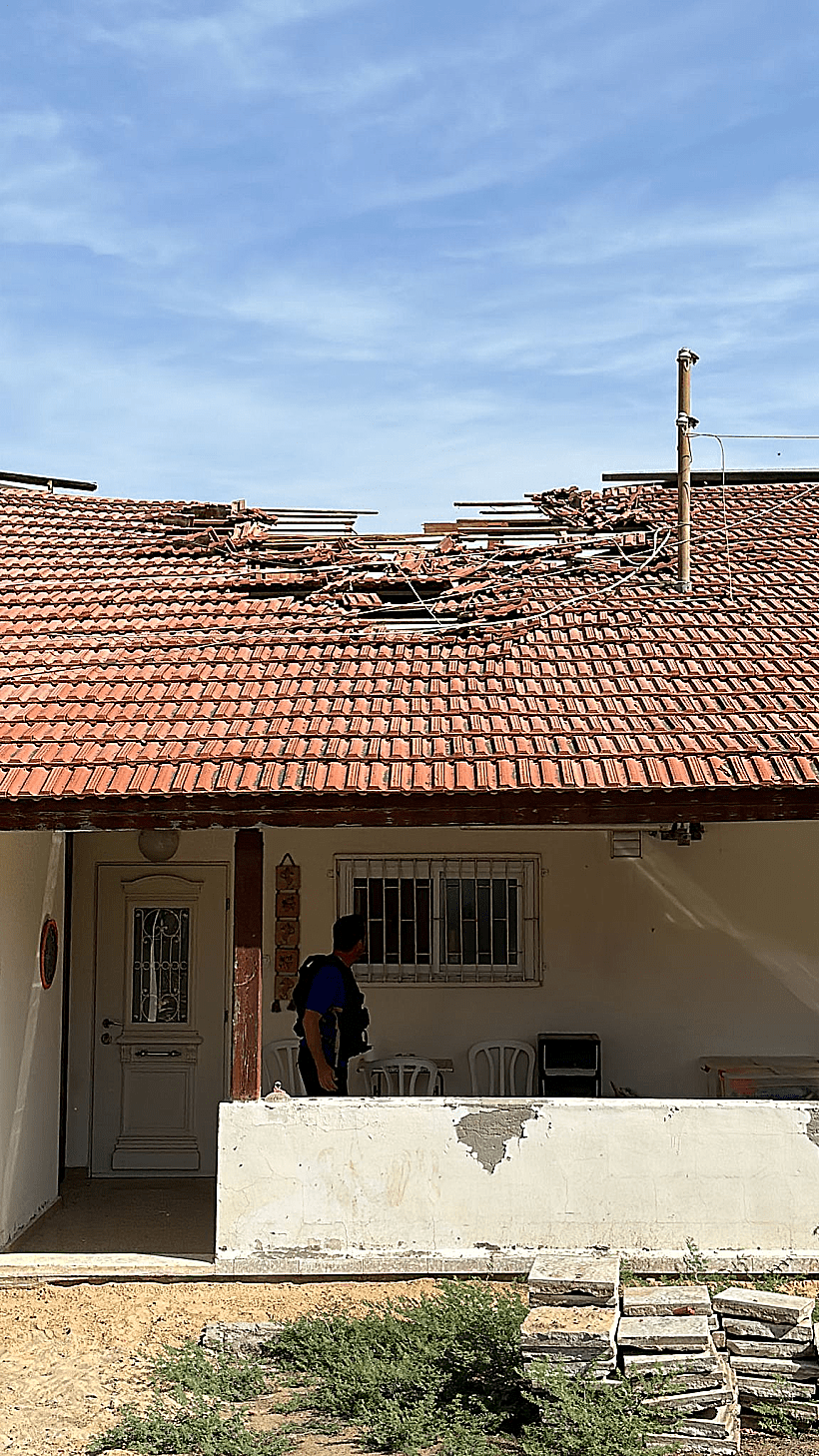 פגיעה ישירה בבית בשדרות