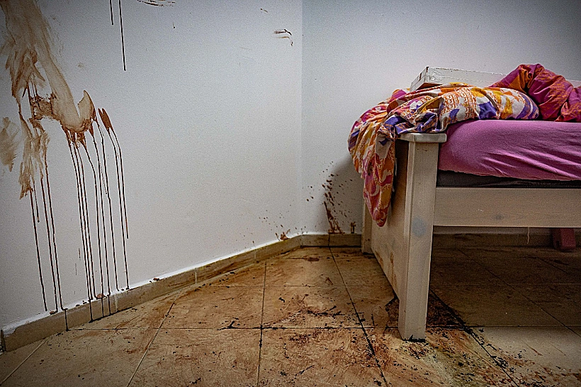 ההרס והחורבן אחרי הטבח בקיבוץ נחל עוז