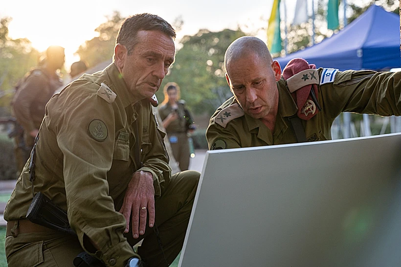 הרמטכ"ל הרצי הלוי עם אלוף פיקוד דרום ירון פינקלמן