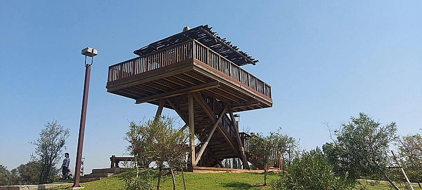 מגדל התצפית בפארק צבי הנחל