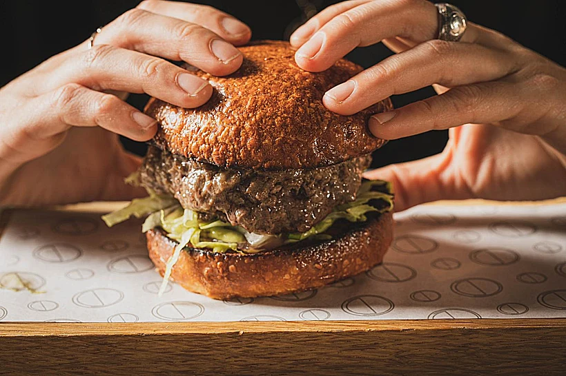 ההמבורגר של רז רהב, OCD