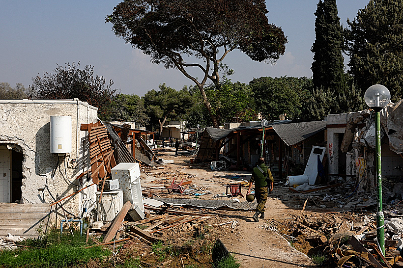 ההרס והחורבן אחרי הטבח בקיבוץ כפר עזה