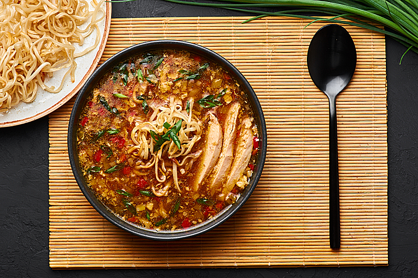 מרק סיני חמוץ-חריף