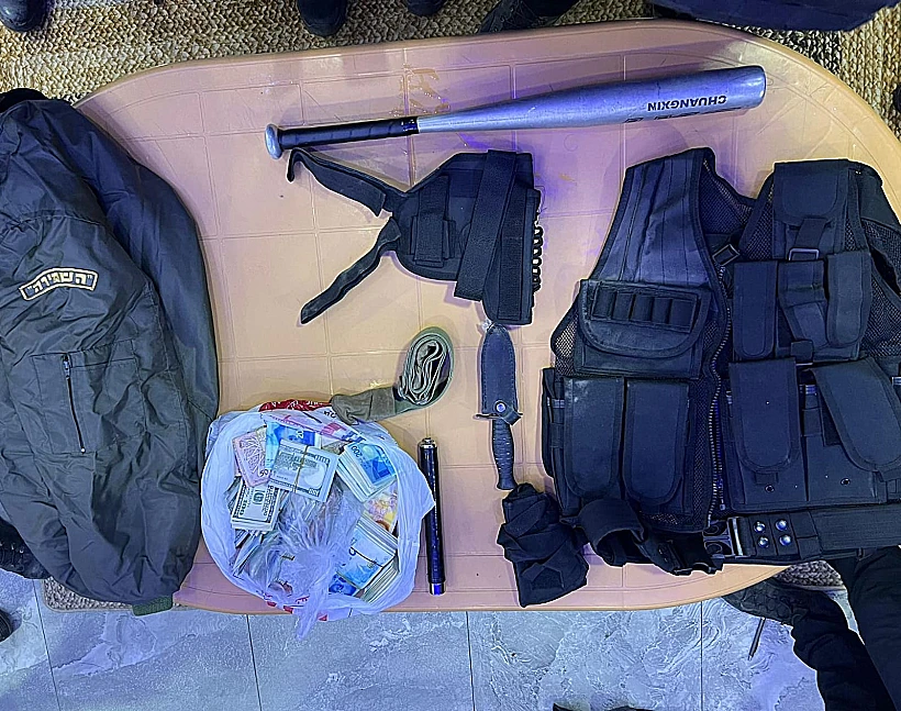 אמצעי הלחימה שנתפסו טרור שועפאט חרבות ברזל