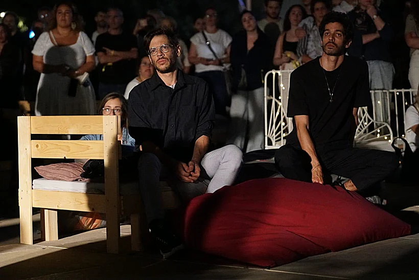 שי גבסו, מיכאל הנגבי, הבימה, מיצג המיטות הריקות למען השבויים והחטופים