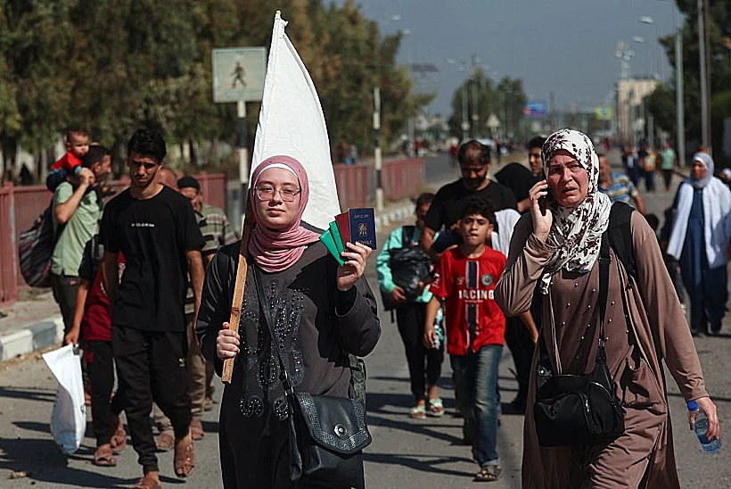 עזתים מתפנים לדרום הרצועה