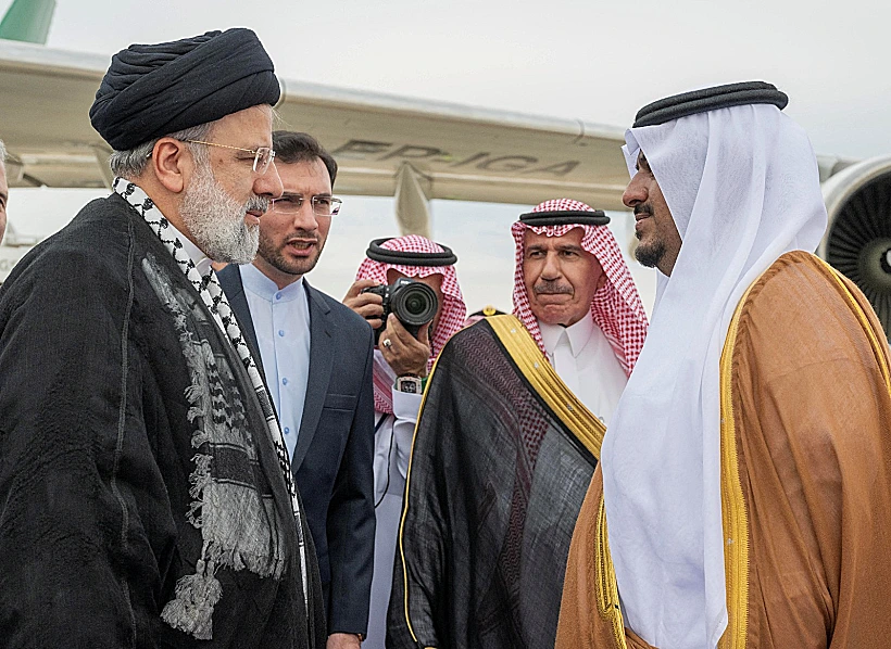 נשיא איראן ראיסי מגיע לפסגה בריאד