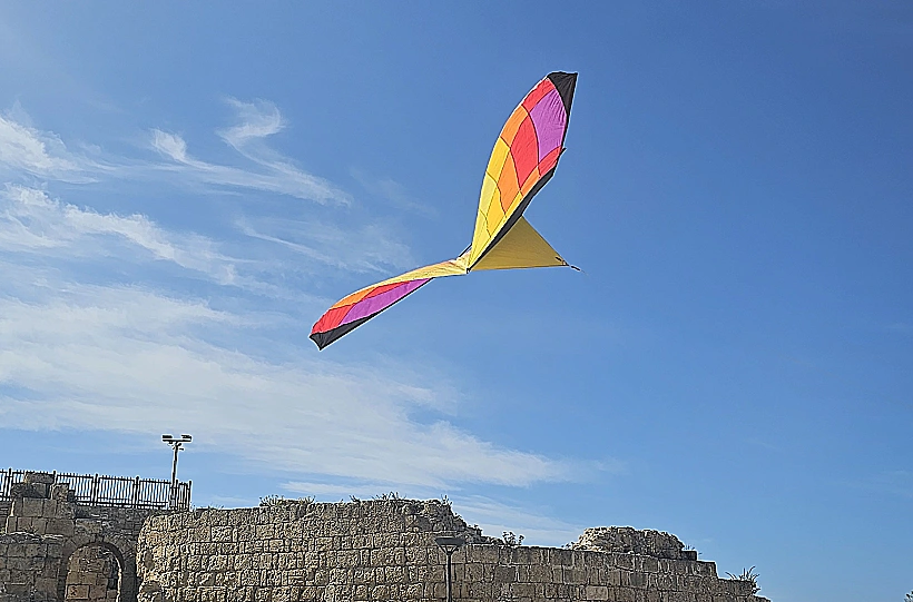 עפיפונים בשמי קיסריה