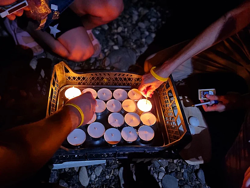 טקס הדלקת נרות לשחרור החטופים בכנרת