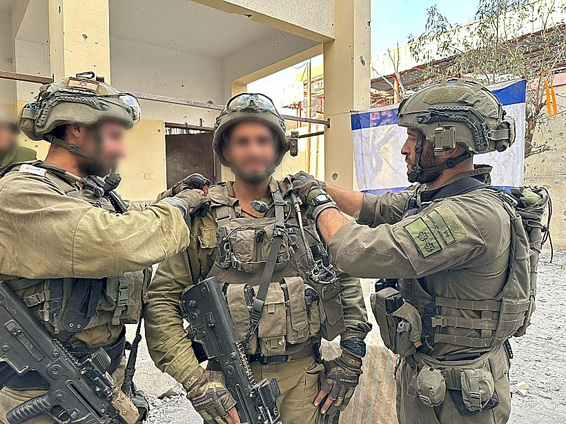 הלוחמים בטקס סיום המסלול רצועת עזה חרבות ברזל