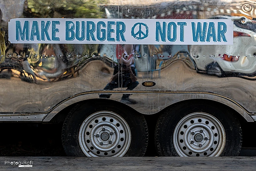 הבורגר טראק של גיא