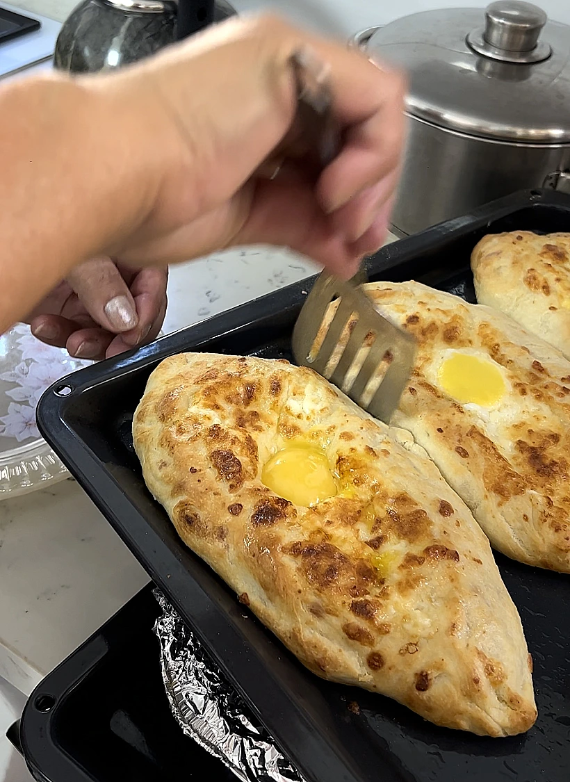 חצ׳פורי אצ׳רולי