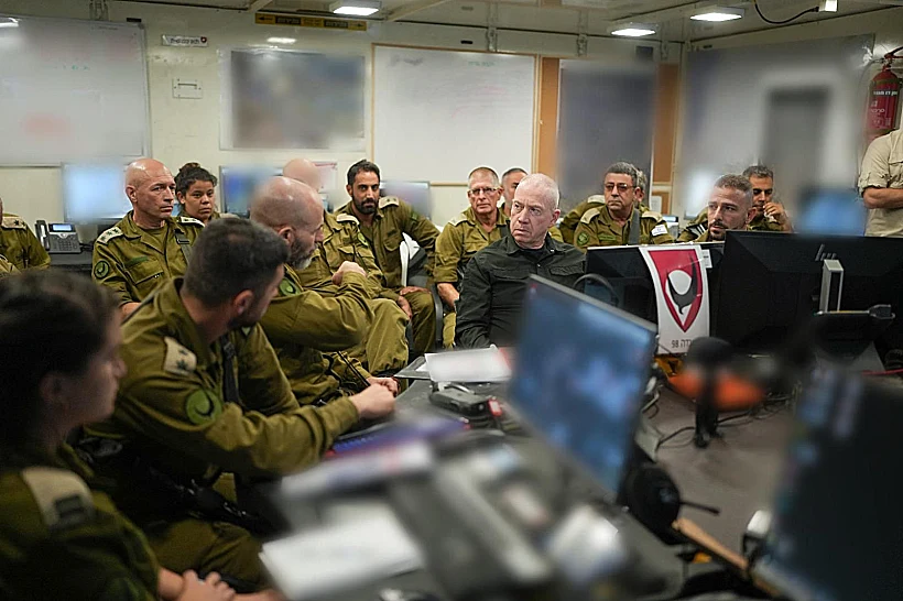 יואב גלנט חרבות ברזל