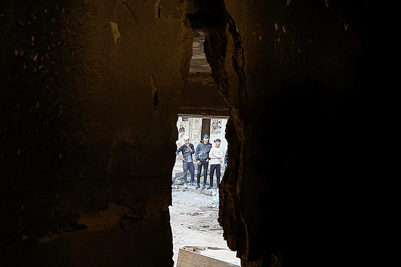 ההרס בדירה שהותקפה במחנה בלאטה בשכם