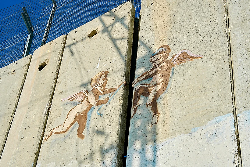 עבודה של בנקסי בבית לחם