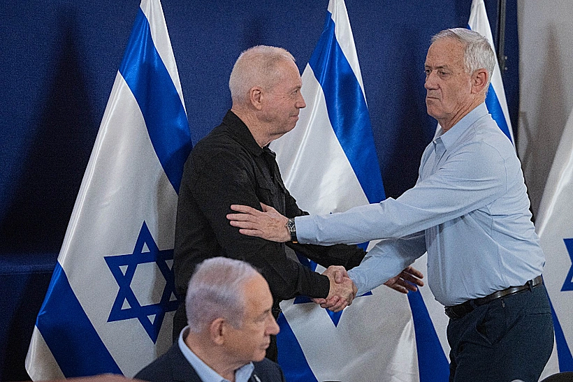 רה"מ נתניהו והשרים גלנט וגנץ במסיבת העיתונאים