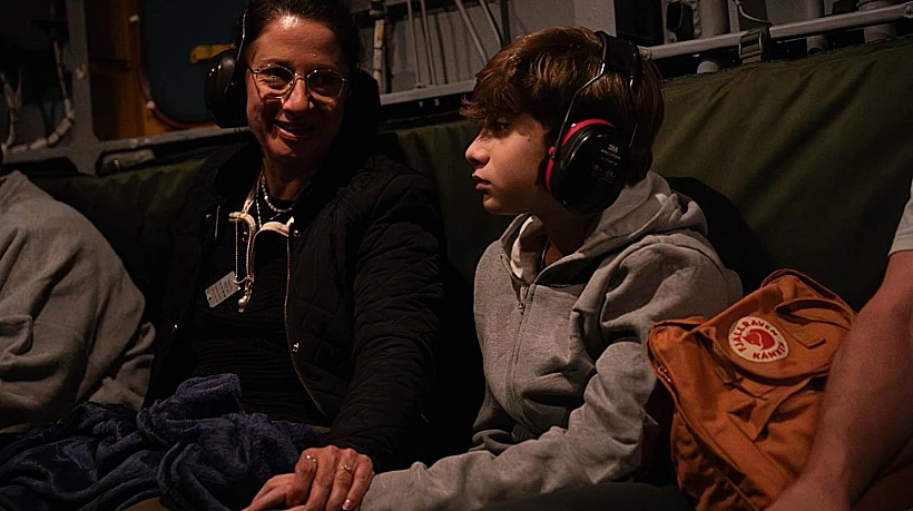 יגיל יעקב בטיסה חזרה לישראל חרבות ברזל