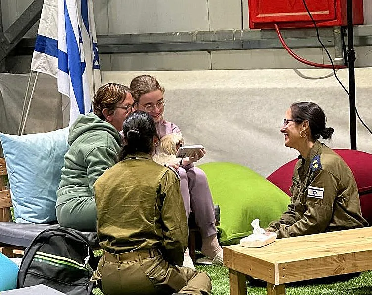 גבריאלה ומיאה ליימברג