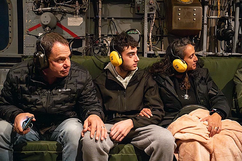 אופיר אנגל חרבות ברזל