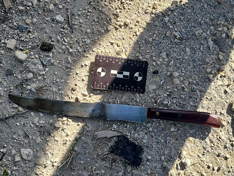 חרבות ברזל ניסיון פיגוע שכם יהודה ושומרון הגדה המערבית הסכין שנמצאה בזירת הפיגוע