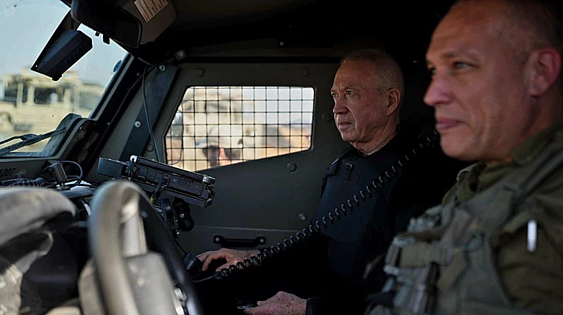 שר הביטחון יואב גלנט בהערכת מצב בגבול רצועת עזה חרבות ברזל