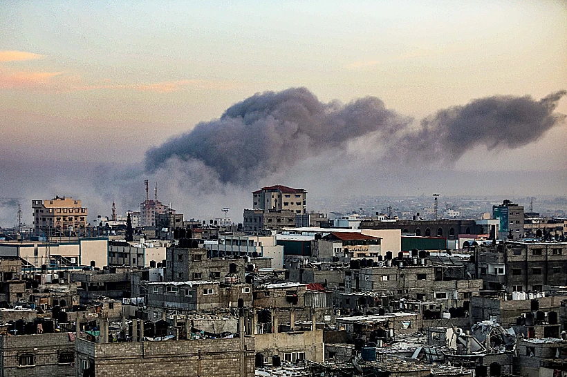 מבט מרפיח: תקיפות צה"ל בדרום רצועת עזה