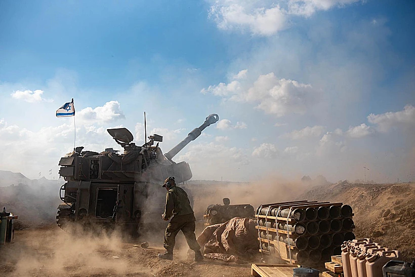 תיעוד פעילות כוחות האש ברצועה חרבות ברזל