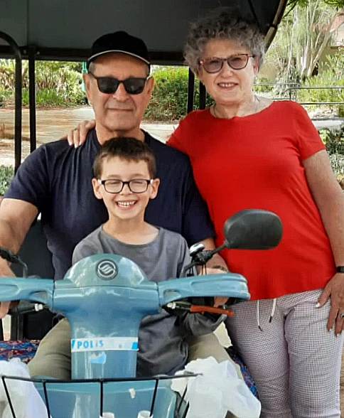 משפחת מונדר