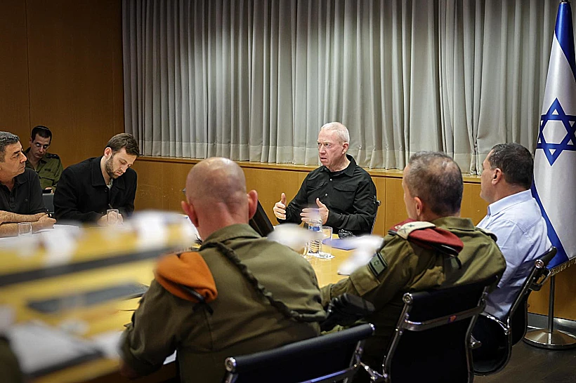 יואב גלנט חרבות ברזל