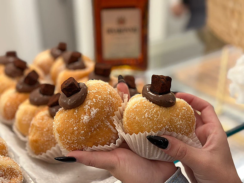 סופגניית אמרטו דיסארונו של קרן ואיציק קדוש