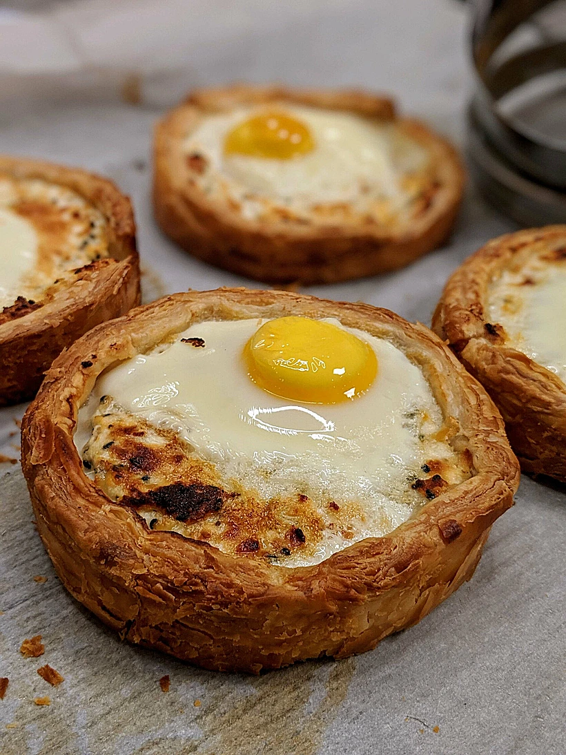 מאפה גבינות וביצים