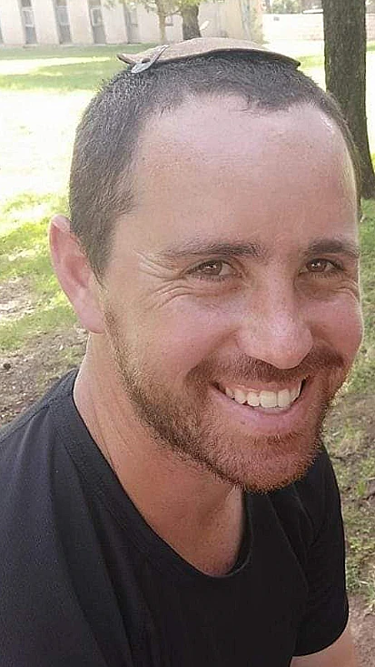 רס״ר במיל' צביקה לביא