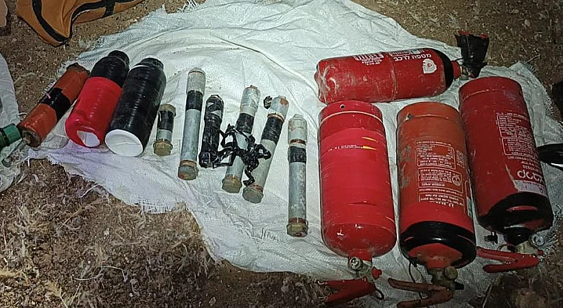 אמצעים להכנת נשקים שנמצאו