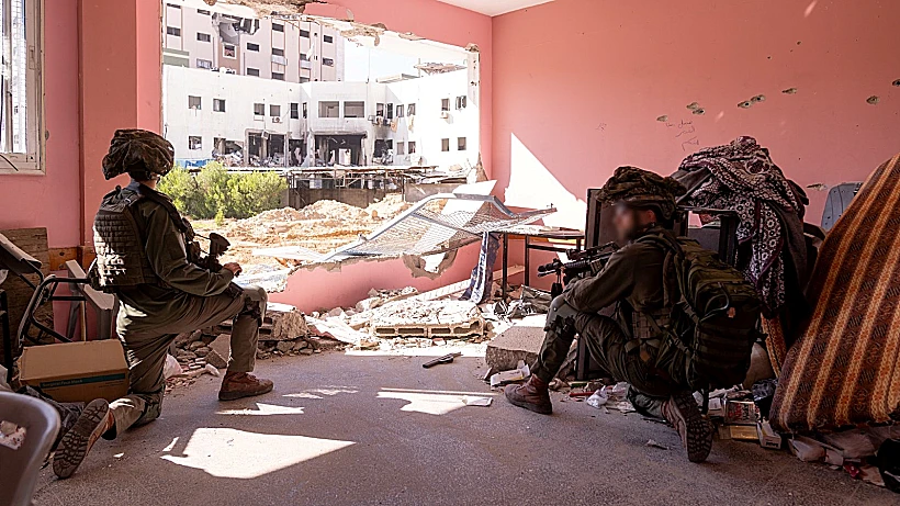 פעילות אוגדה 99 ברצועה חרבות ברזל