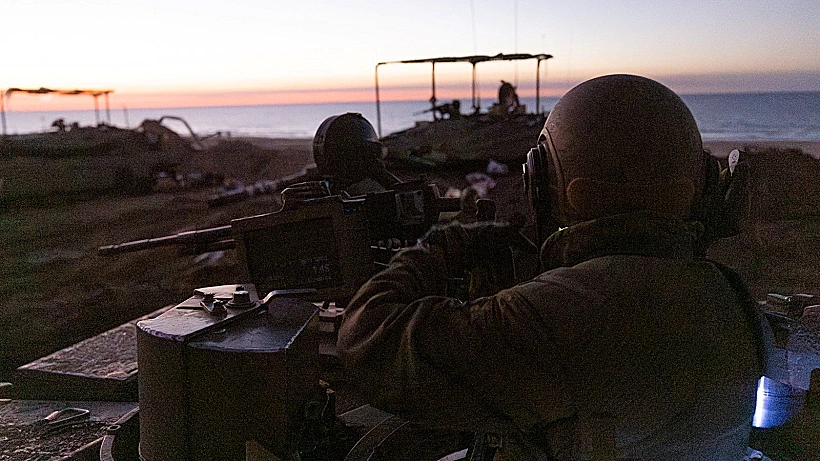 פעילות אוגדה 99 ברצועה חרבות ברזל