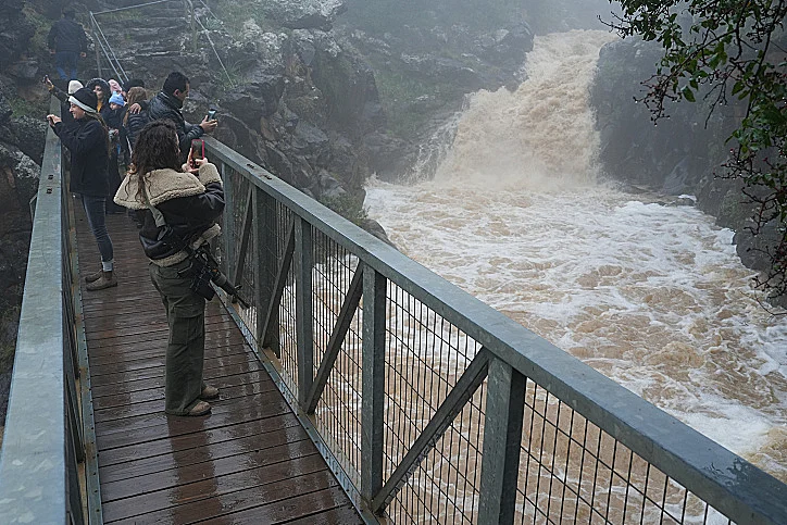 .מפל סער רמת הגולן גשם הצפות חורף