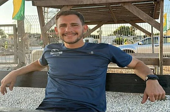 דניאל פרץ עדיין בשבי: "לא תיארתי לעצמי שאחי לא יהיה בחתונה שלי"