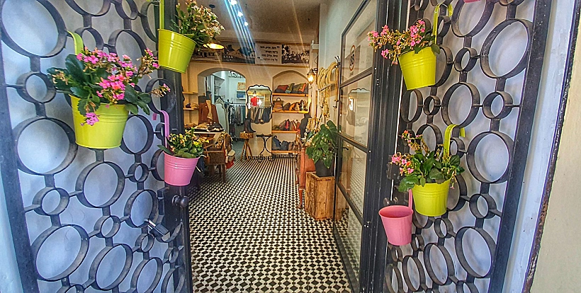 חנות אופנה בגדרה