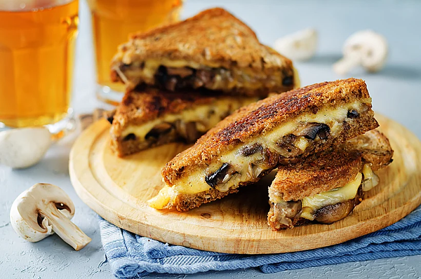 טוסט גבינה, כמהין