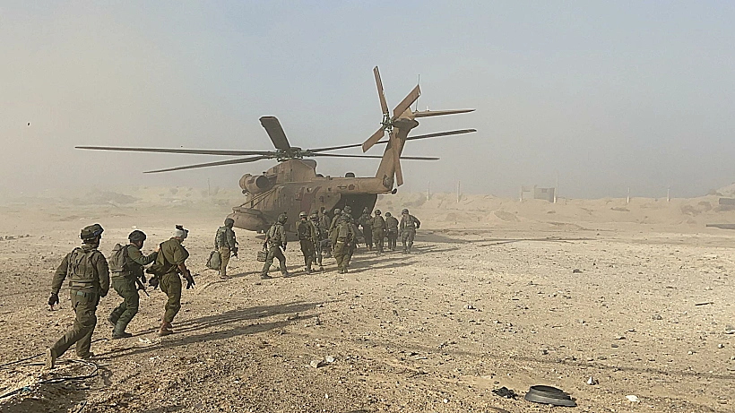 חיילים מחיל הרפואה מלחמת חרבות ברזל