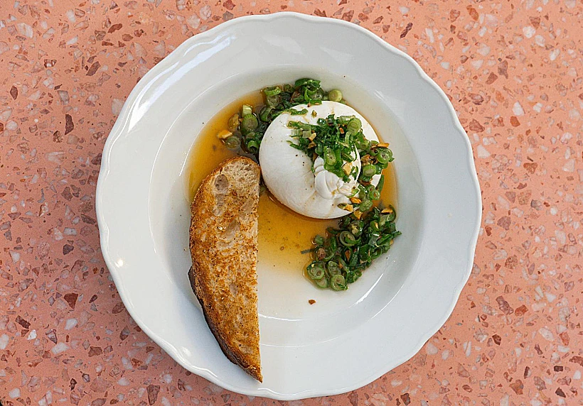 בוראטה, קפה מרטיני