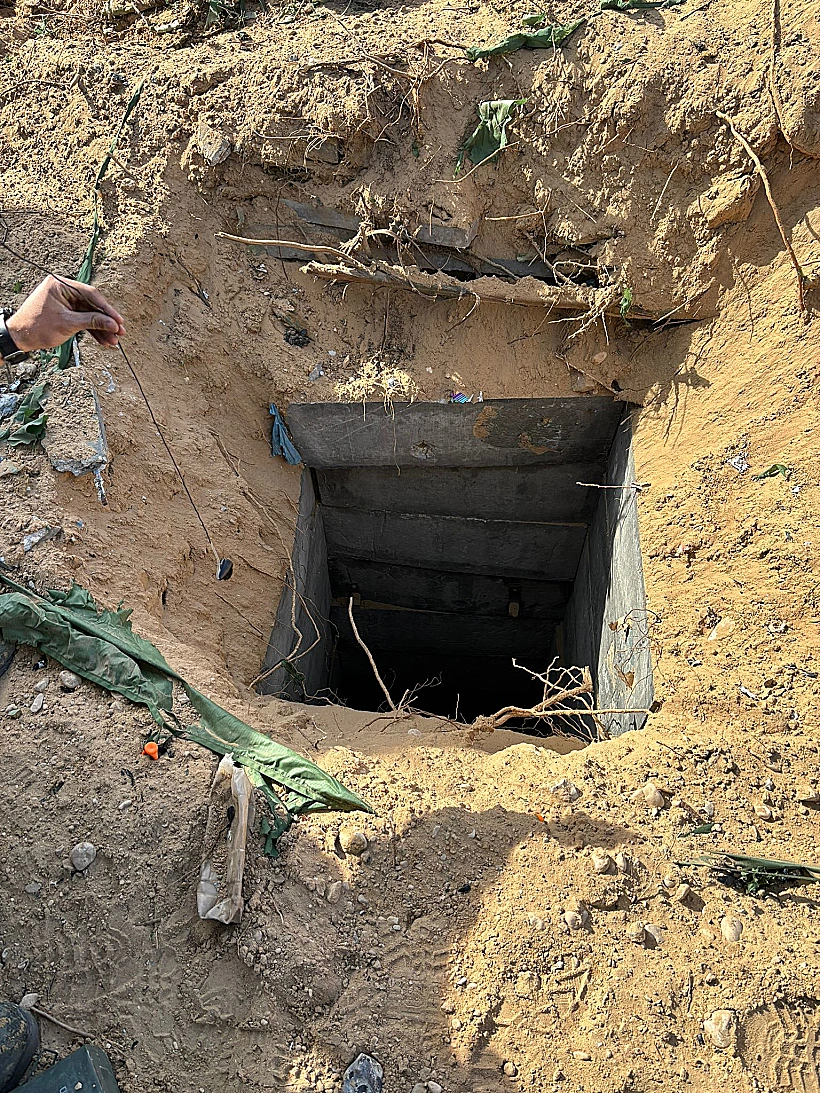 חרבות ברזל צה"ל חמאס פיר מנהרה שנמצא במרחב ח'אן יונס