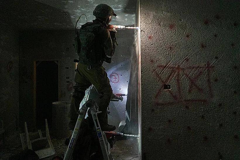 תיעוד הריסת בתי המחבלים מחסום המנהרות חברון חרבות ברזל